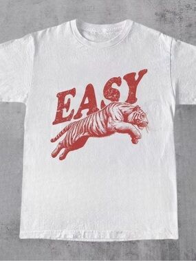 Unisex T-Shirt Tiger Graphic T-shirt. White & Red. Size M-40 In Chest. New.